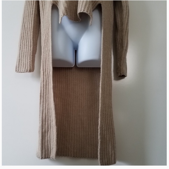 SOLD• Xhiliration Tan Knitted Sweater Medium - Picture 5 of 6